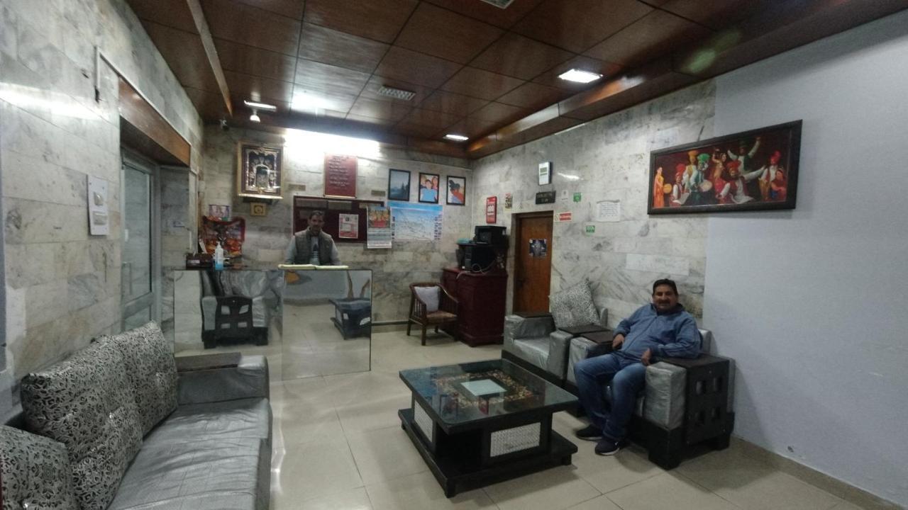 Shingar Hotel Mussoorie Mallroad Екстериор снимка