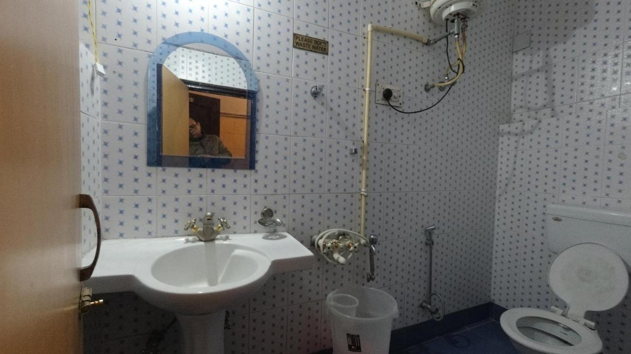Shingar Hotel Mussoorie Mallroad Екстериор снимка